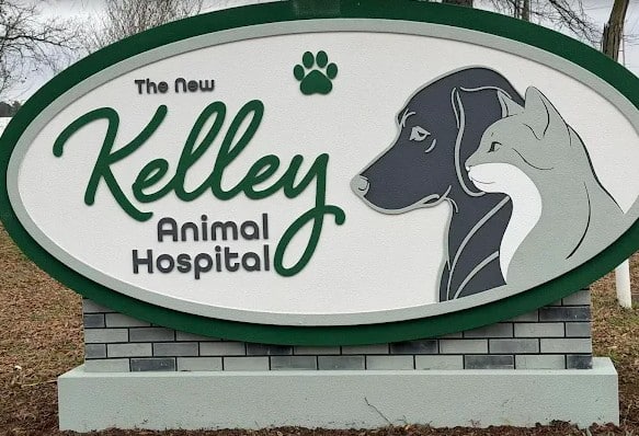 New Kelly Animal Hospital front sign